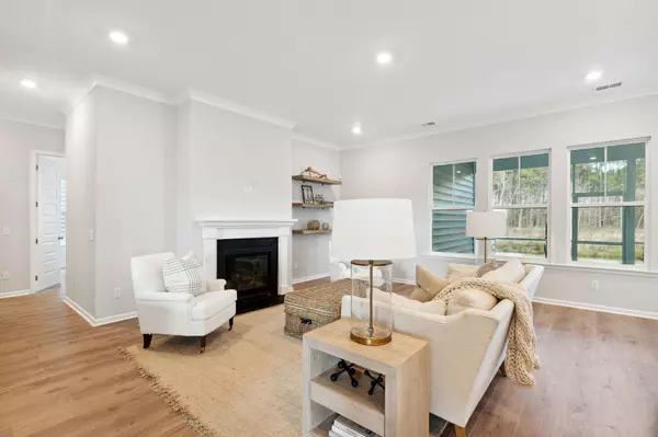 Summerville, SC 29485,1662 Locals St