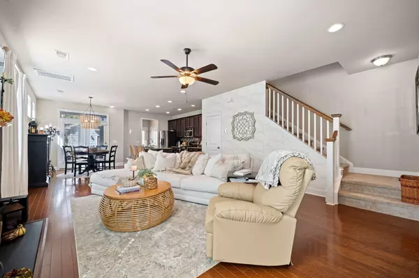 Summerville, SC 29483,103 Green Grass Rd