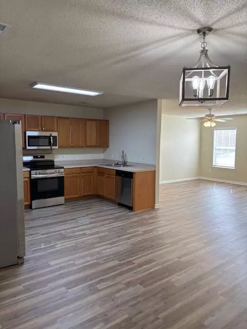 Summerville, SC 29483,102 Tyron Rd