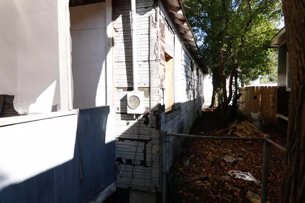 North Charleston, SC 29405,2669 Tillman St