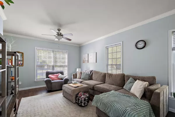 Summerville, SC 29483,201 Pimpernel St