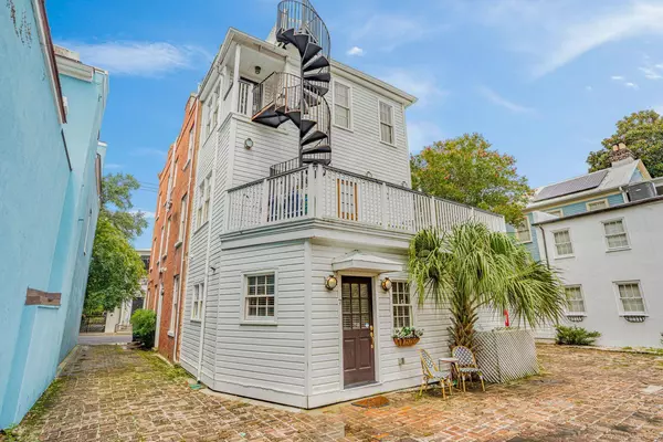 35 Society St #C, Charleston, SC 29401