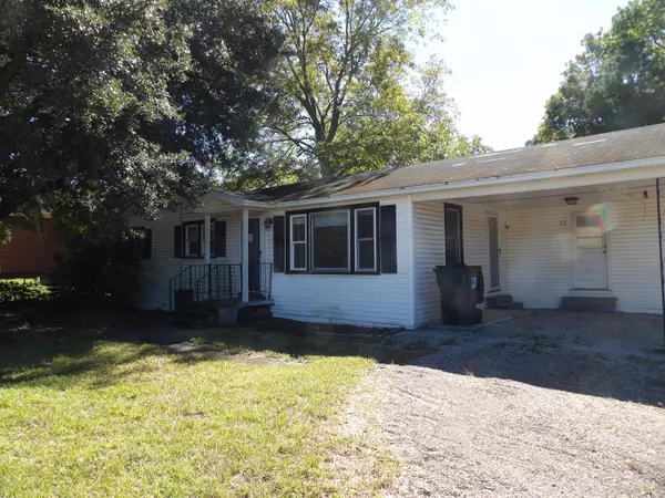 Moncks Corner, SC 29461,111 Heatley St #A