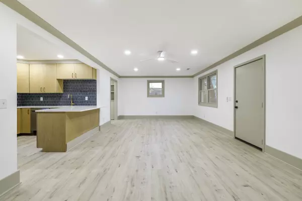 Charleston, SC 29412,1146 Brigantine Dr