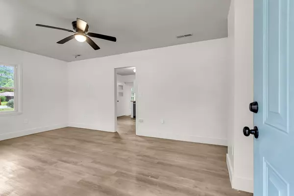 North Charleston, SC 29405,2649 Cardinal Cir