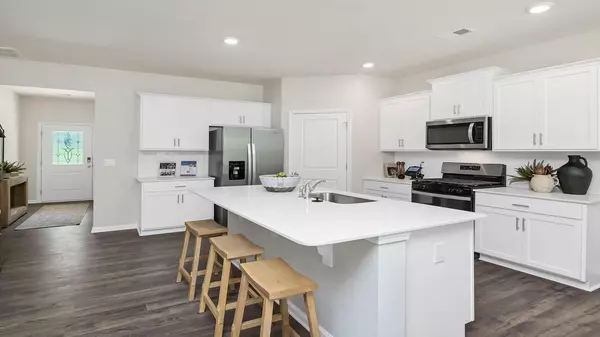 Summerville, SC 29486,565 Lake Ridge Blvd