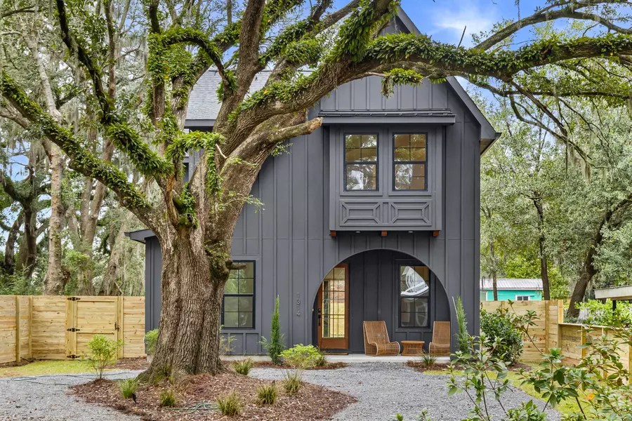 1314 Fretwell St, North Charleston, SC 29406