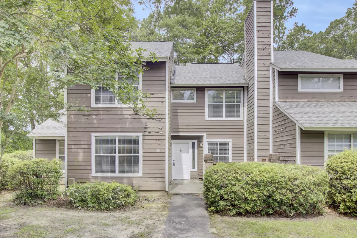Summerville, SC 29483,118 Luden Dr #A