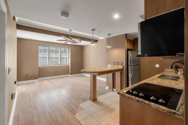 Isle Of Palms, SC 29451,5804 Palmetto Dr #A-404