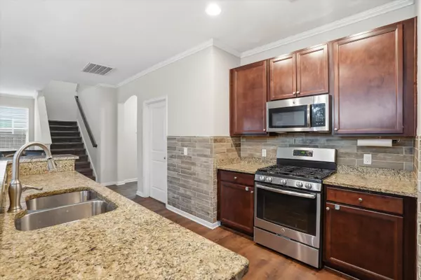 Moncks Corner, SC 29461,536 Man O War Ln