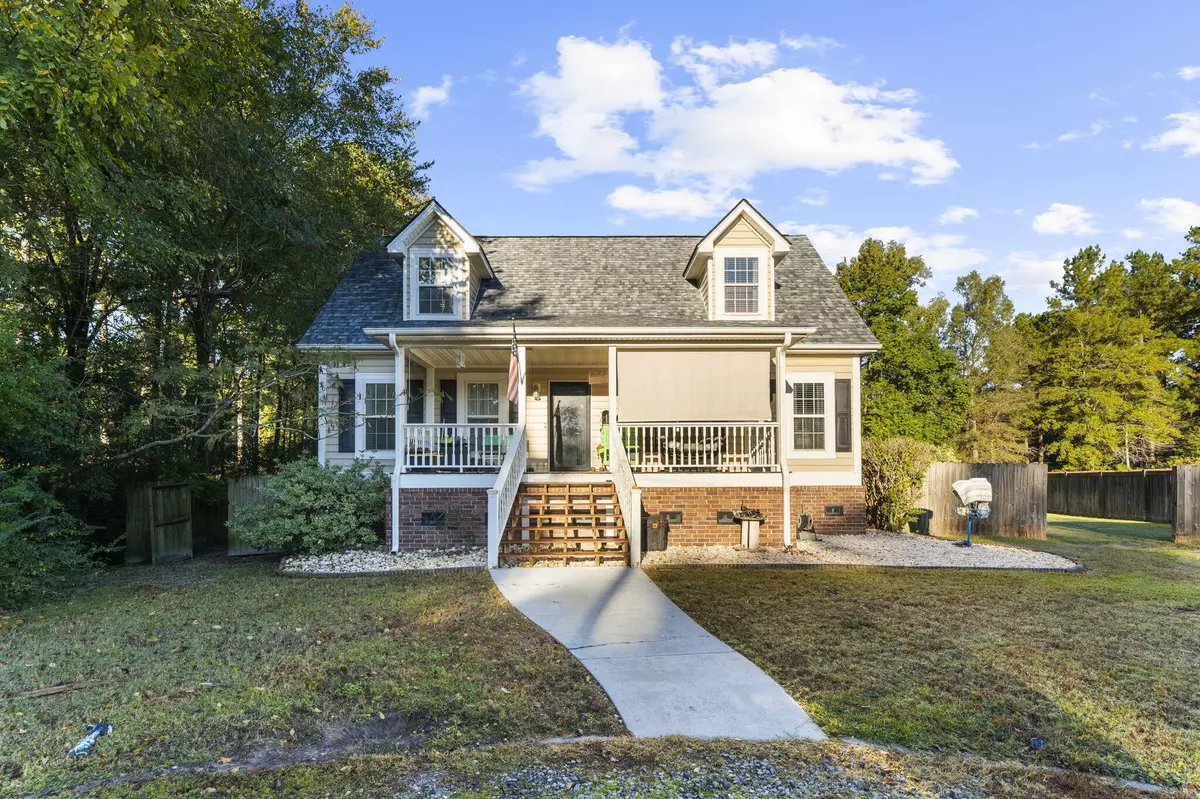 Summerville, SC 29483,115 Young Dr