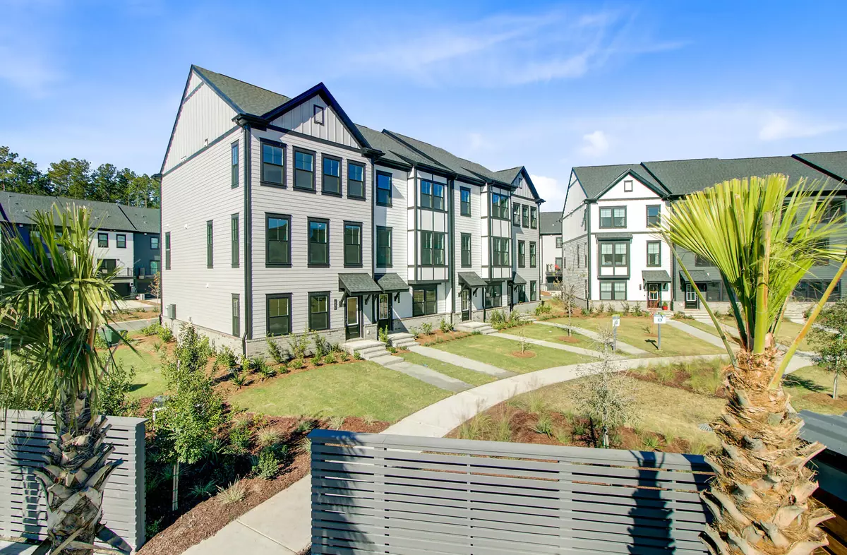 Summerville, SC 29486,230 Somerset Acres Dr