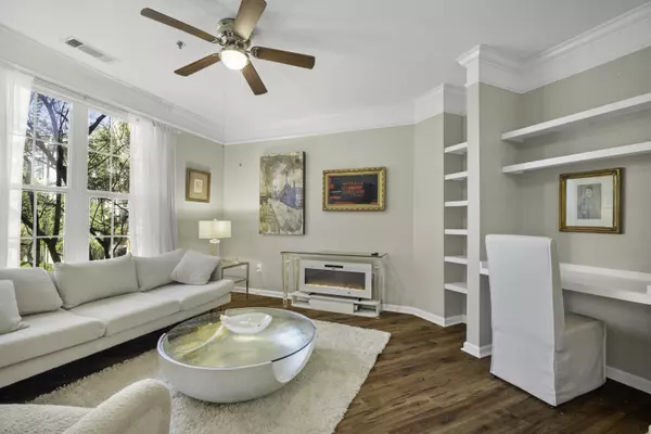 Charleston, SC 29412,2122 Telfair Way