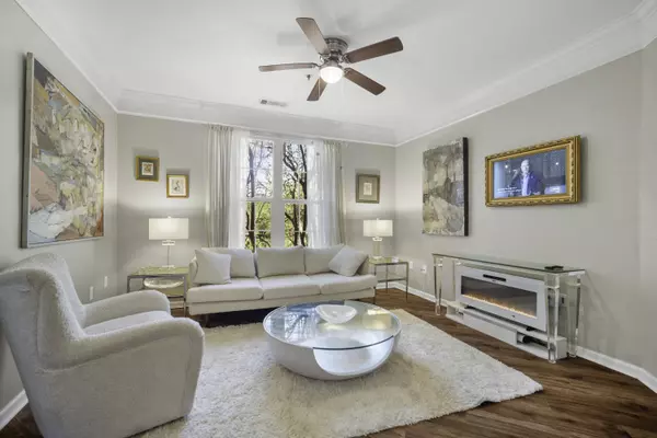 2122 Telfair Way, Charleston, SC 29412