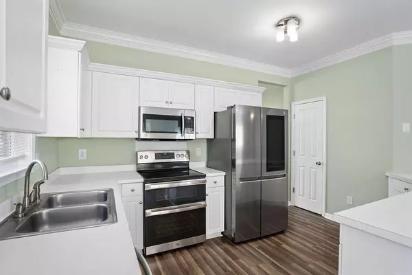 Summerville, SC 29483,206 Pimpernel St