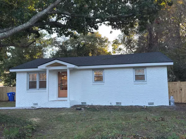 Mount Pleasant, SC 29464,905 Randall Dr