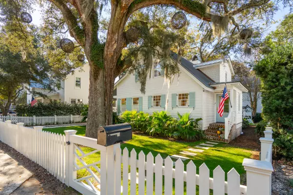 Mount Pleasant, SC 29464,507 Whilden St