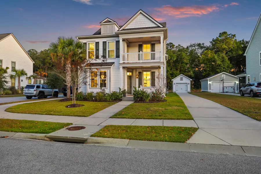 2220 Kemmerlin St, Johns Island, SC 29455