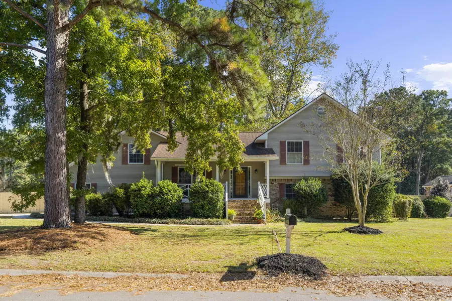 1 Lochmore Ter, Charleston, SC 29414