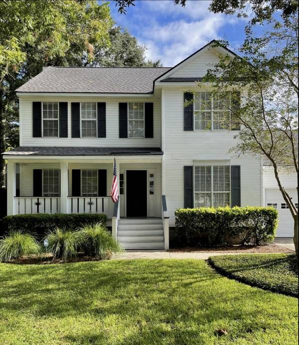 1500 Old Village Dr, Mount Pleasant, SC 29464