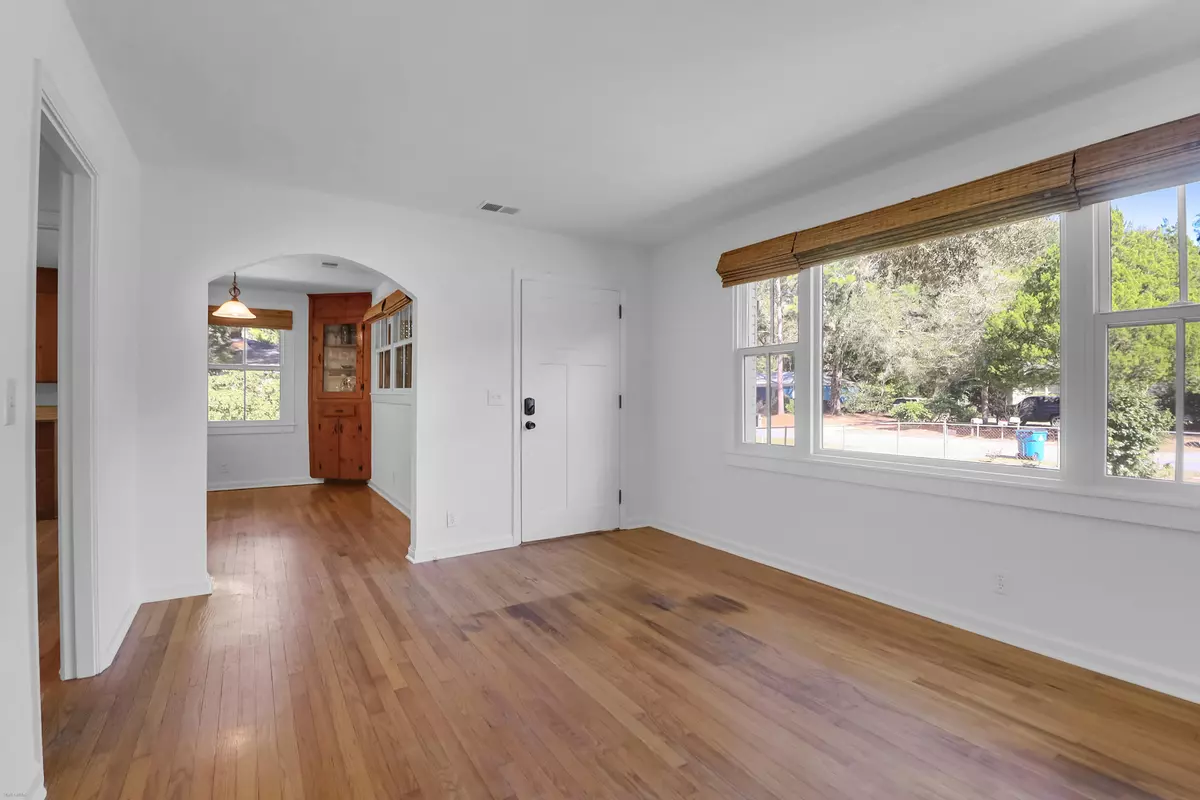 Johns Island, SC 29455,1017 Leonard Dr