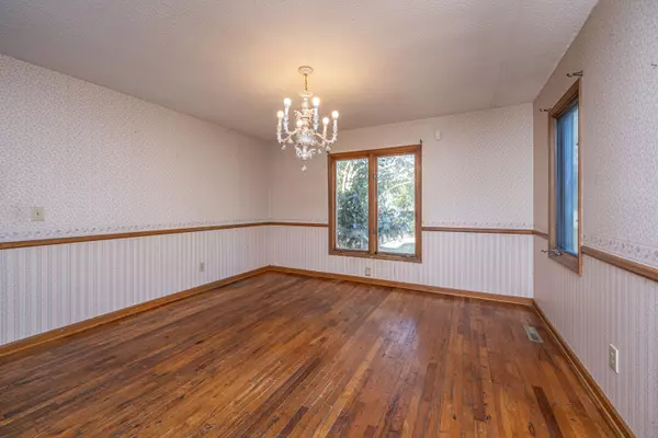 Charleston, SC 29412,733 Lake Frances Dr