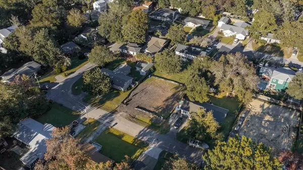 Mount Pleasant, SC 29464,894 Randall Dr