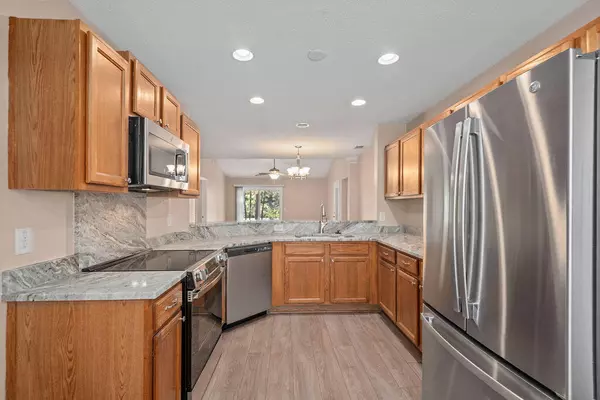 Hanahan, SC 29410,7348 Suncatcher Dr