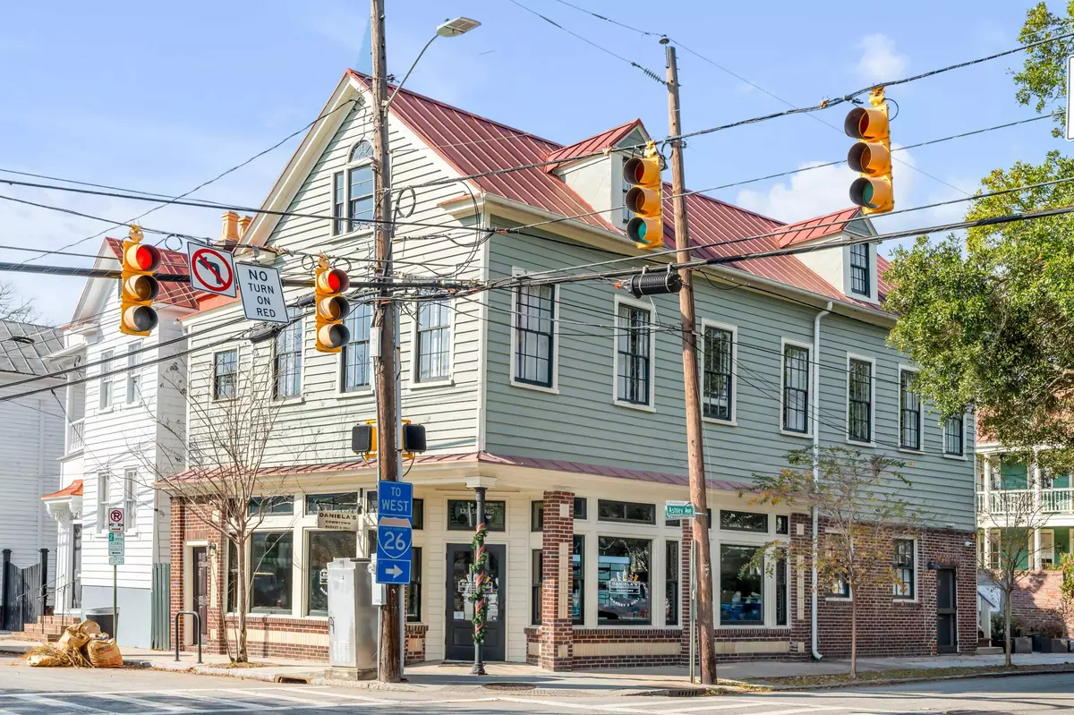 Charleston, SC 29403,132 Spring St