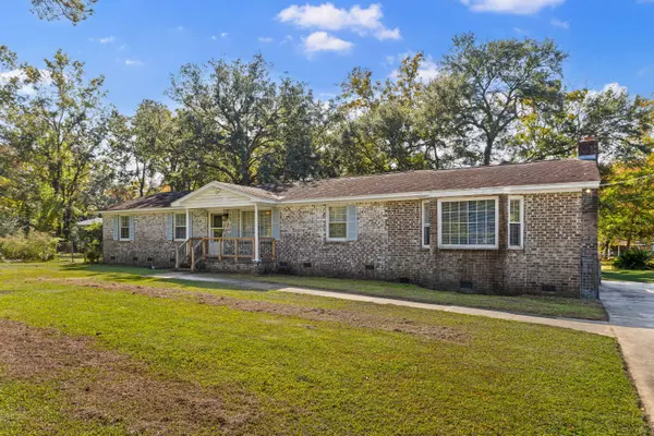 1944 Old Fort Ave, Charleston, SC 29414