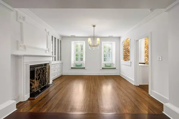 Charleston, SC 29401,8 1/2 Ellliott St