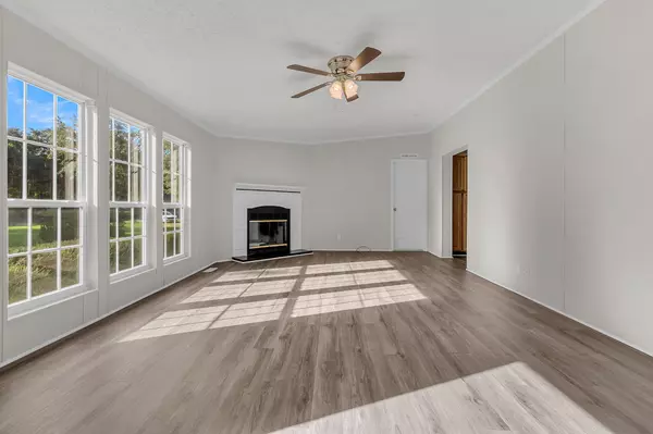 Moncks Corner, SC 29461,335 Saint Johns Bethel St