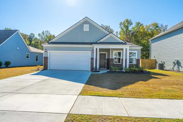 Huger, SC 29450,117 Royal Cainhoy Way