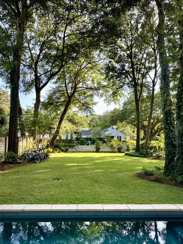 Mount Pleasant, SC 29464,647 Adluh St