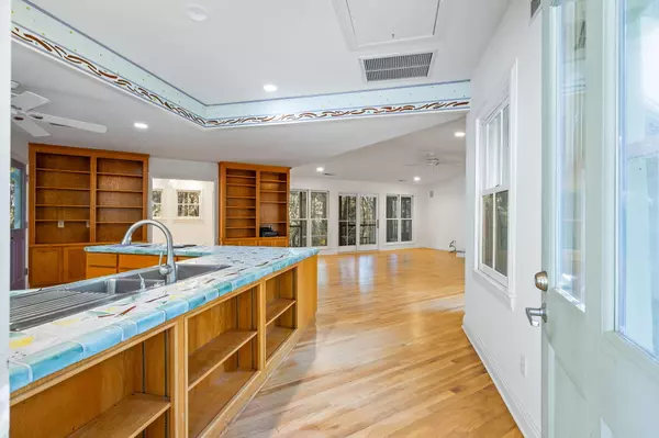 Charleston, SC 29414,17 Middleton Oaks Rd