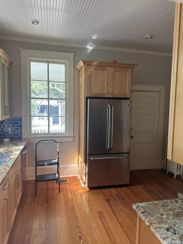 Charleston, SC 29401,79 Gibbes St