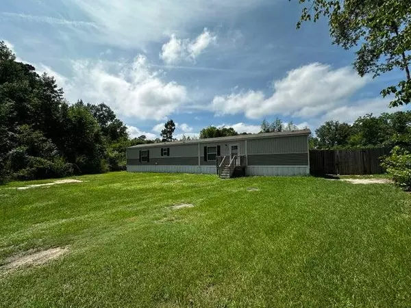 Manning, SC 29102,1106 Pontiac Dr