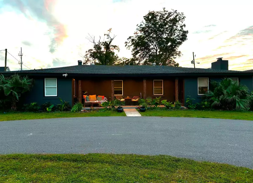 823 Jordan St, Charleston, SC 29412