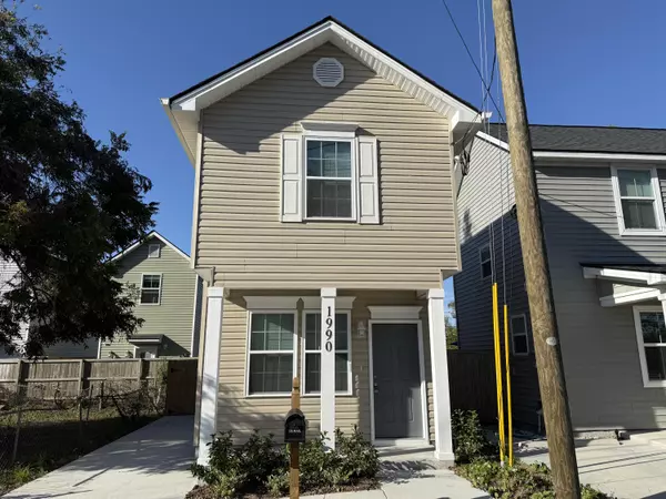 North Charleston, SC 29405,1990 Comstock Ave