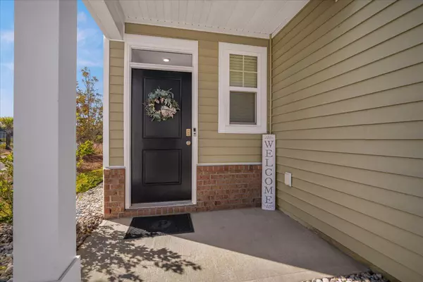 Summerville, SC 29486,175 Sweet Cherry Ln