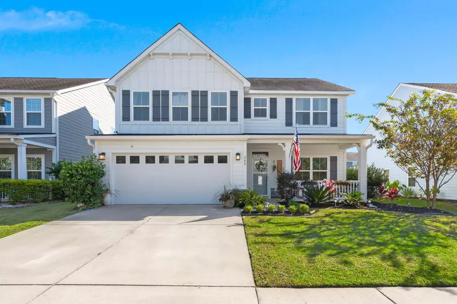 208 Lynx Ln, Summerville, SC 29483