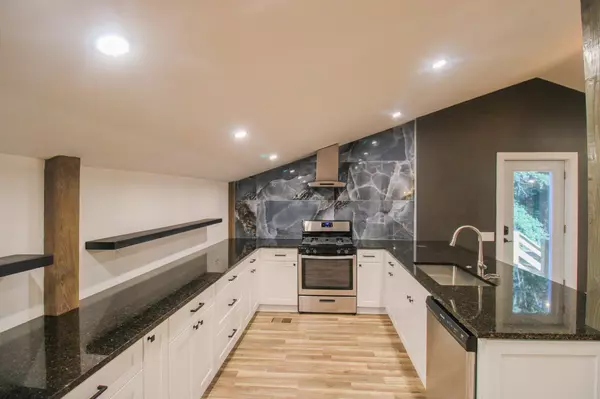 Johns Island, SC 29455,3494 River Rd #1