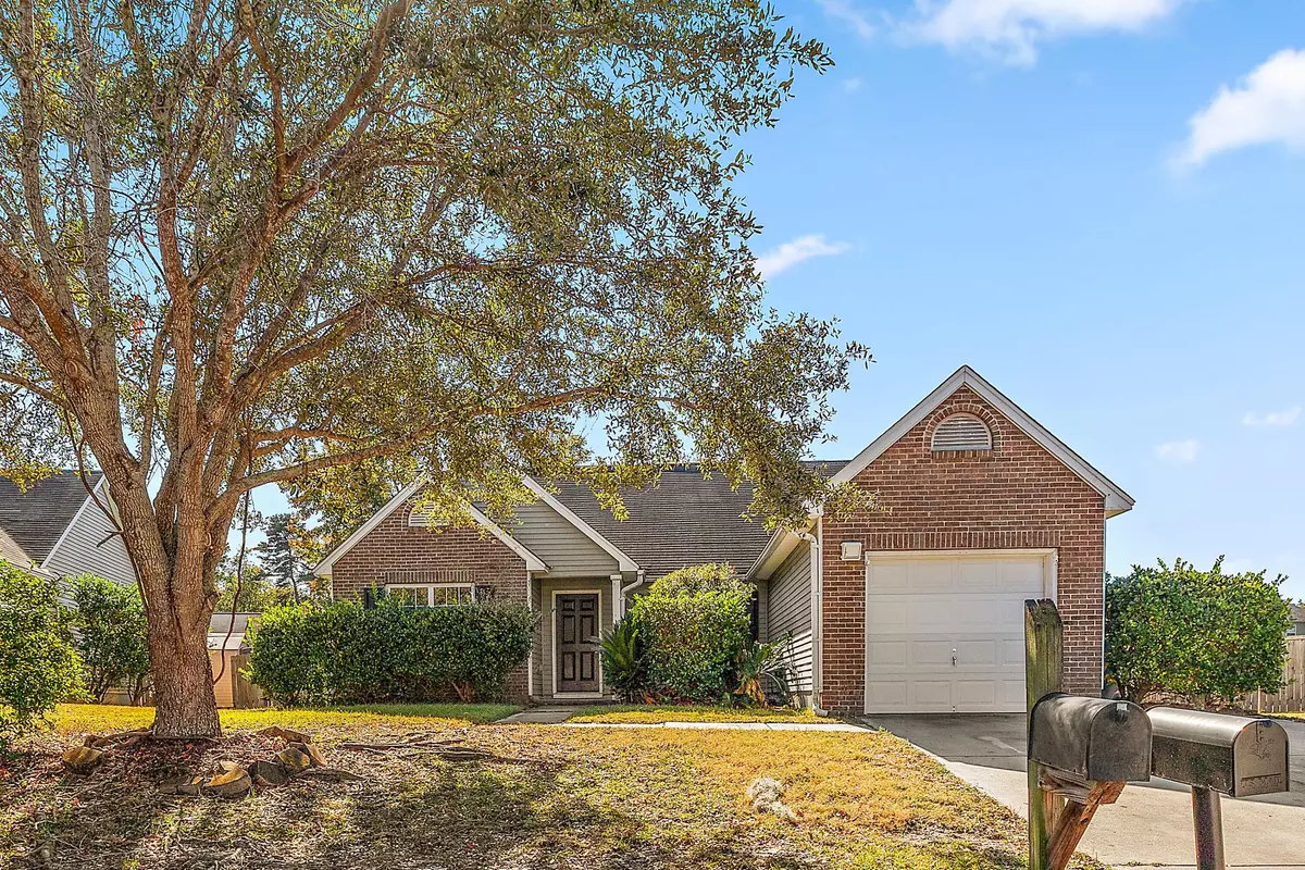 Summerville, SC 29485,5132 Thornton Dr
