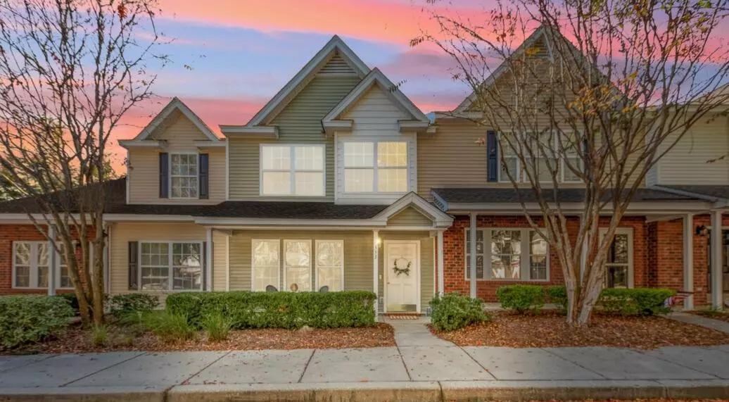 553 Taryn Dr, Charleston, SC 29492