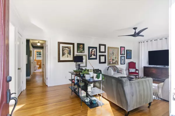 Charleston, SC 29407,1228 Ravenel Dr