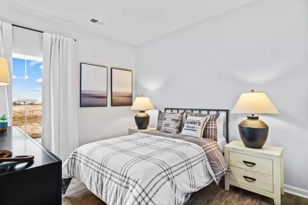 Summerville, SC 29486,370 Tiliwa St