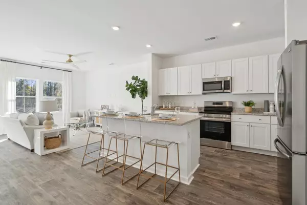 Summerville, SC 29486,387 Tiliwa St