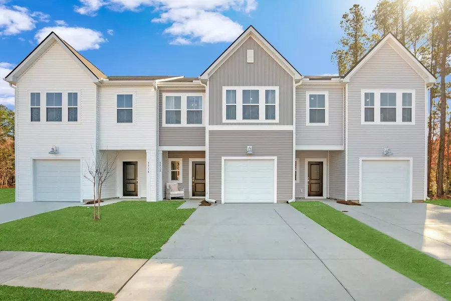 387 Tiliwa St, Summerville, SC 29486