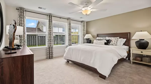 North Charleston, SC 29418,4633 Forest Hills Dr #1203