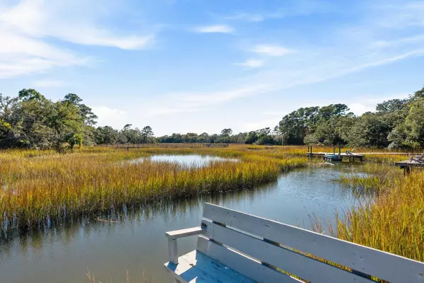 132 Chadwick Dr, Charleston, SC 29407